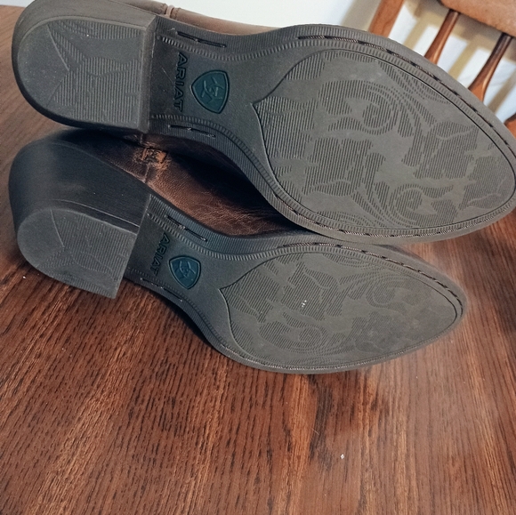 Ariat Brown Western Heeled Boots - Picture 5 of 8